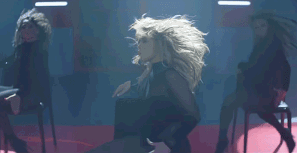 iconic and stunning jennifer lopez 34 gifs 6.html - 1 HD GIF | Premium Gallery 2024