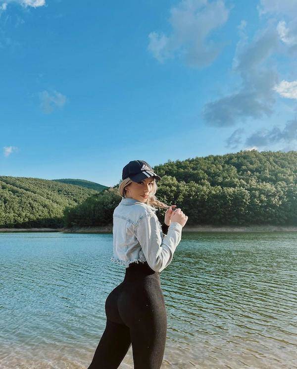 a bootyfull collection of girls 49 pics 2.html - 49 HD Photos | Premium Gallery 2024