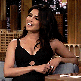 priyanka chopra jonas beauty and elegance 26 gifs 2.html - 1 HD GIF | Premium Gallery 2024