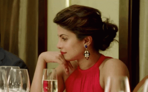 priyanka chopra jonas beauty and elegance 26 gifs 2.html - 1 HD GIF | Premium Gallery 2024