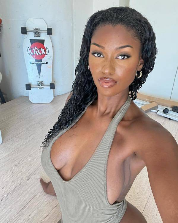 just one piece of sexiness 42 pics 7.html - 42 HD Photos | Premium Gallery 2024