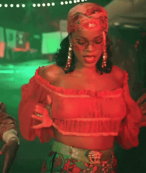 the unmatched beauty of rihanna 28 gifs 2.html - 1 HD GIF | Premium Gallery 2024