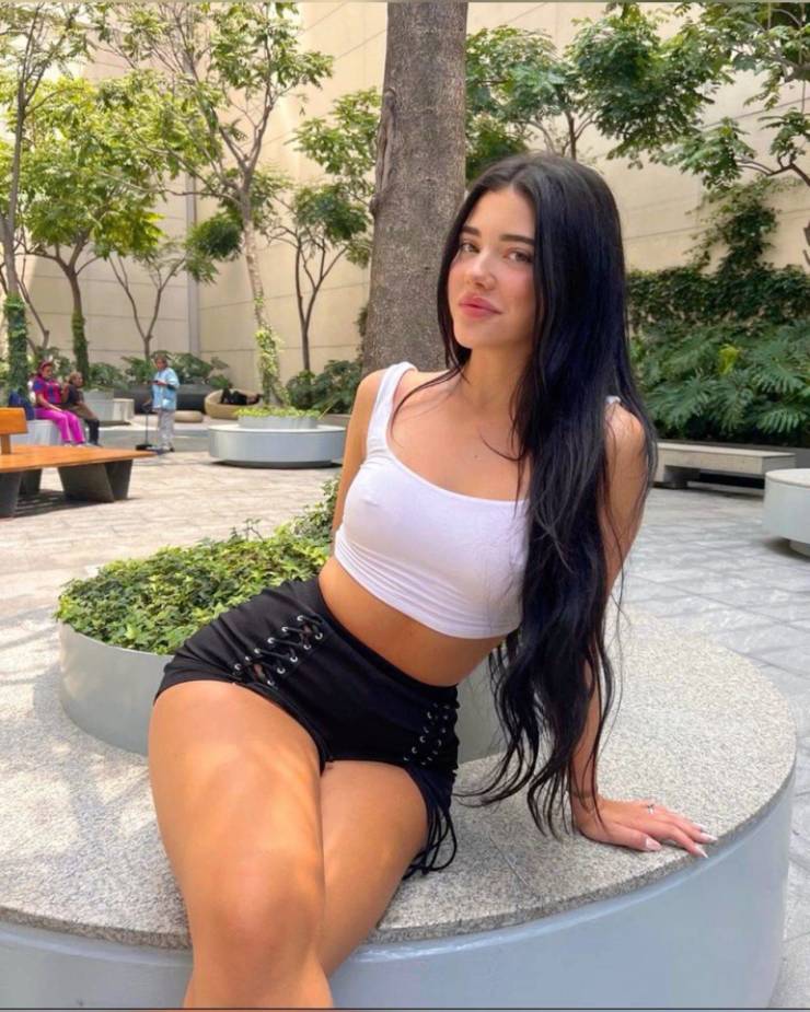 no bras anymore 44 pics 14.html - 44 HD Photos | Premium Gallery 2024