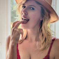 izigirls are waiting for you 33 pics 2.html - 33 HD Photos | Premium Gallery 2025