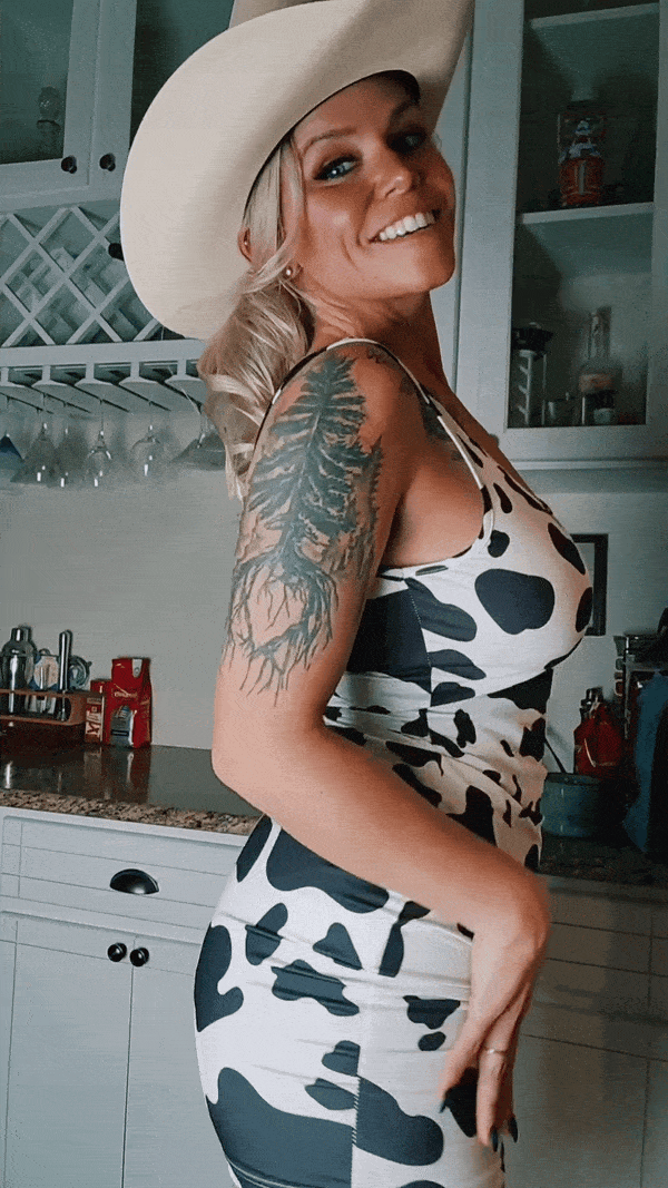 hot girls are here for you 28 gifs 2.html - 1 HD GIF | Premium Gallery 2024