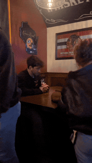 times when people caught influencers in action 15 gifs 2.html - 1 HD GIF | Premium Gallery 2024