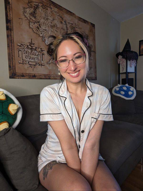 pretty eyes behind cute glasses 46 pics 12.html - 46 HD Photos | Premium Gallery 2024