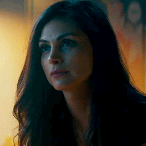 the stunning beauty of morena baccarin 28 gifs 4.html - 1 HD GIF | Premium Gallery 2024