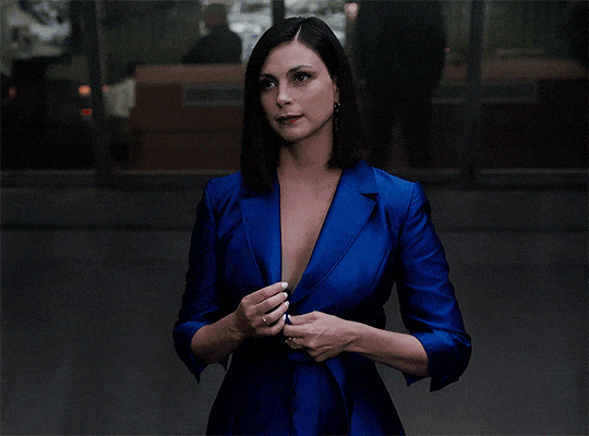 the stunning beauty of morena baccarin 28 gifs 4.html - 1 HD GIF | Premium Gallery 2024