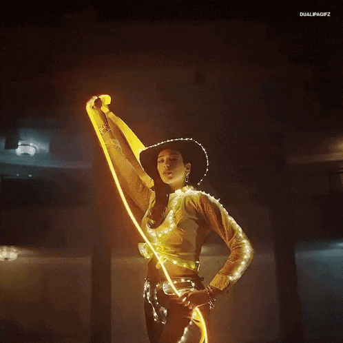 dua lipa shines bright 22 gifs 3.html - 1 HD GIF | Premium Gallery 2024