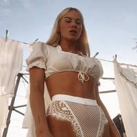 we couldnt have asked for better underboobs 71 pics 37.html - 71 HD Photos | Premium Gallery 2018