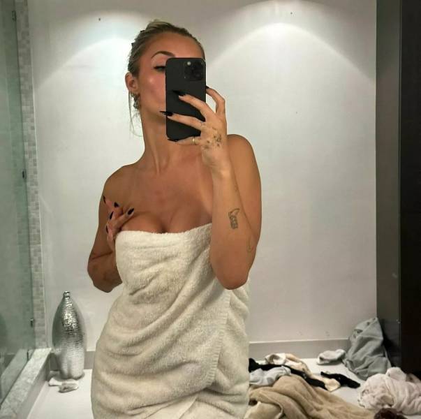 these selfies are real spicy 45 pics 8.html - 45 HD Photos | Premium Gallery 2024