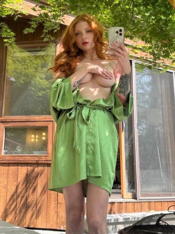 hands are the best bras 31 pics 2.html - 31 HD Photos | Premium Gallery 2024