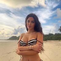 white tshirts show everything we want to see 52 pics 1.html - 52 HD Photos | Premium Gallery 2020