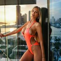 these are some beautiful ladies 50 pics 17.html - 50 HD Photos | Premium Gallery 2023