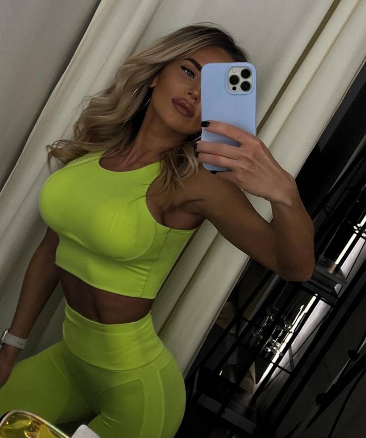 fit and smoking hot 46 pics 2.html - 46 HD Photos | Premium Gallery 2024