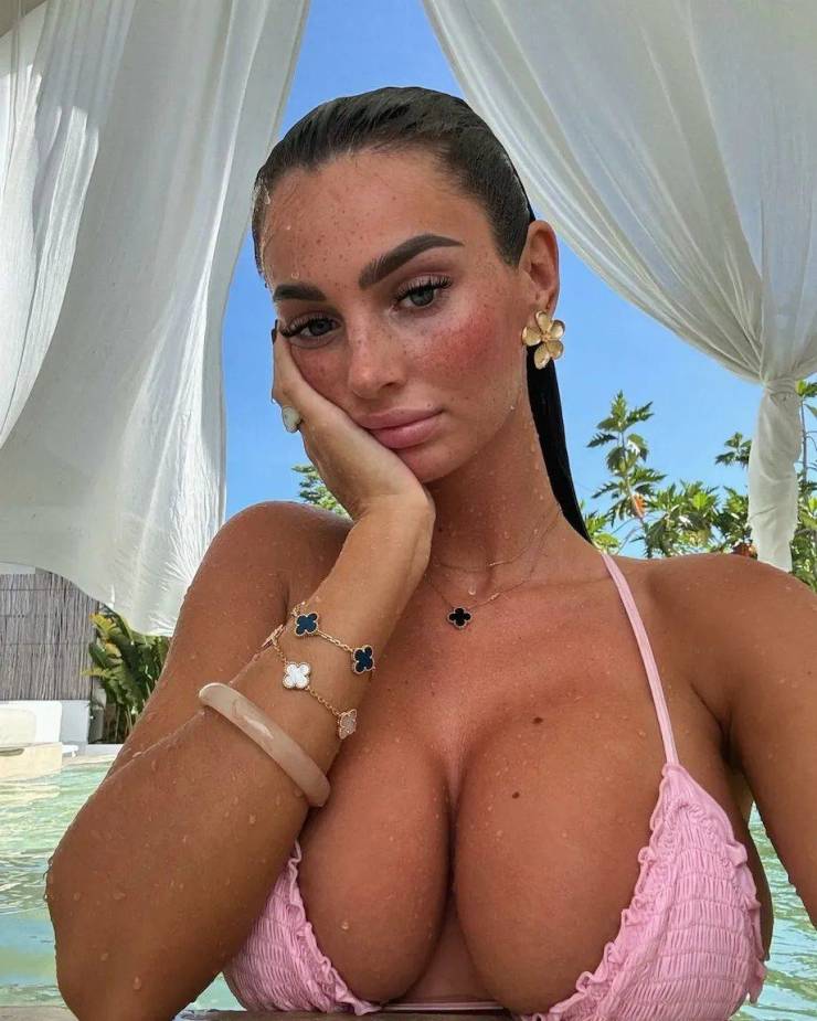 big boobs only 41 pics 1.html - 41 HD Photos | Premium Gallery 2024