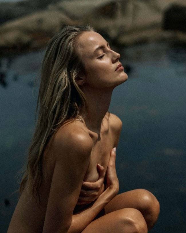 hands are the best bras 45 pics 28.html - 45 HD Photos | Premium Gallery 2024