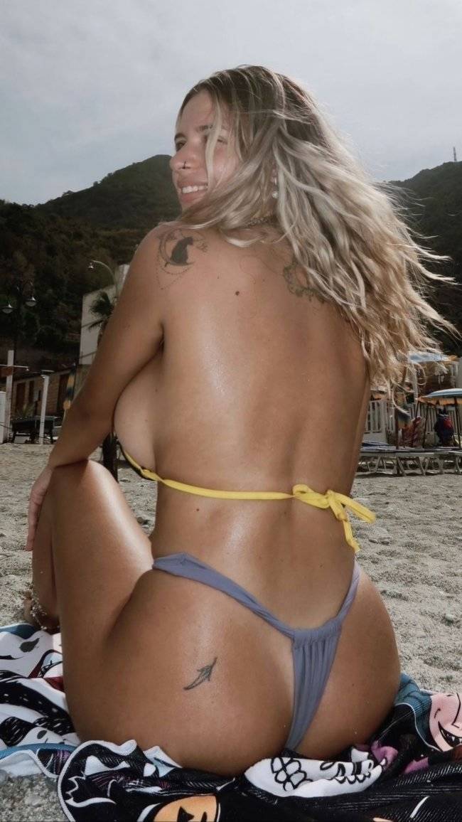 the beauty of side boobs 47 pics 40.html - 47 HD Photos | Premium Gallery 2024