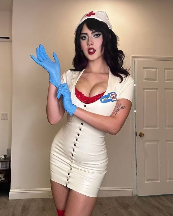 tug pull and adjust 53 pics 27.html - 53 HD Photos | Premium Gallery 2024