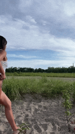 hot girls are here for you 35 gifs 1.html - 1 HD GIF | Premium Gallery 2024