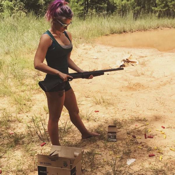 guns and girls a powerful combination 51 pics 9.html - 51 HD Photos | Premium Gallery 2024