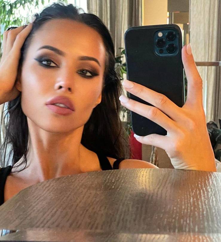 your eyes are so beautiful 50 pics 25.html - 50 HD Photos | Premium Gallery 2024