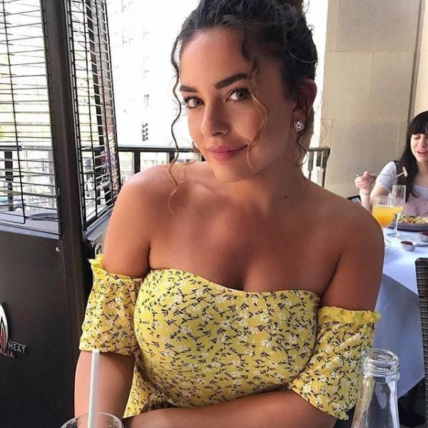 you cant resist these brunettes 43 pics 9.html - 43 HD Photos | Premium Gallery 2024