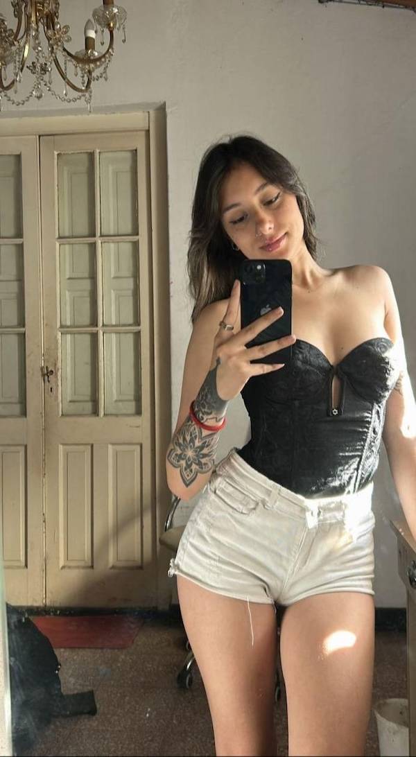 take a look in the mirror 44 pics 6.html - 44 HD Photos | Premium Gallery 2025