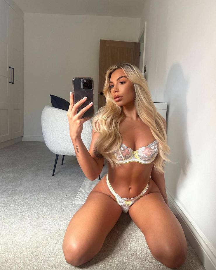 take a look in the mirror 44 pics 6.html - 44 HD Photos | Premium Gallery 2025