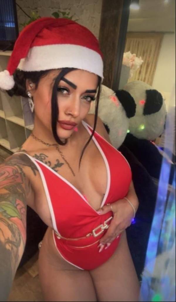 tug pull and adjust 47 pics 5.html - 47 HD Photos | Premium Gallery 2025