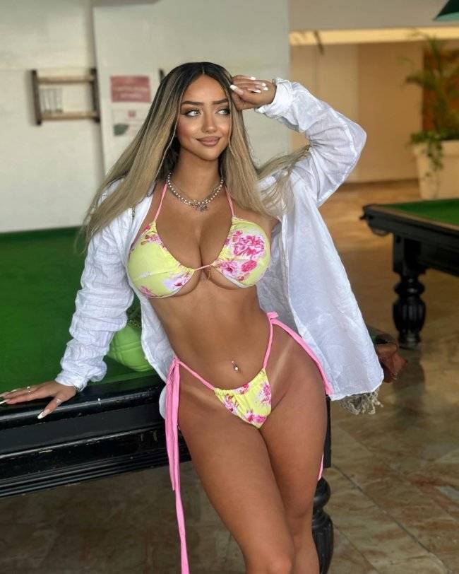 read between the tan lines 30 pics 2.html - 30 HD Photos | Premium Gallery 2025