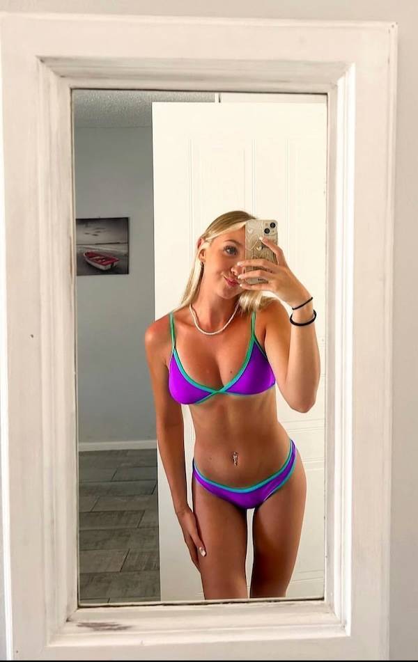 these gaps are so seductive 44 pics 17.html - 44 HD Photos | Premium Gallery 2025