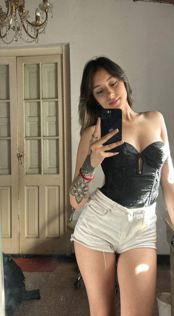 hot girls in tight jeans 46 pics 17.html - 46 HD Photos | Premium Gallery 2025