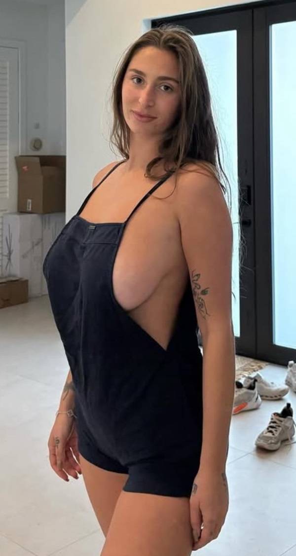 you cant resist these brunettes 57 pics 3.html - 57 HD Photos | Premium Gallery 2025