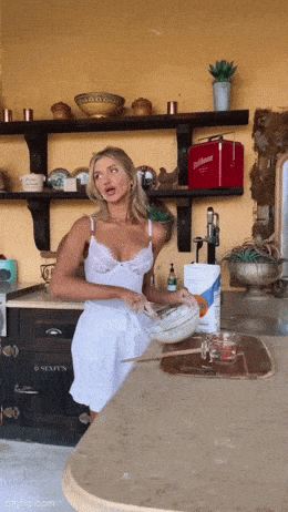 hot girls are here for you 32 gifs 7.html - 1 HD GIF | Premium Gallery 2025