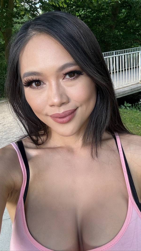 boobs boobs for everyone 59 pics 17.html - 59 HD Photos | Premium Gallery 2025