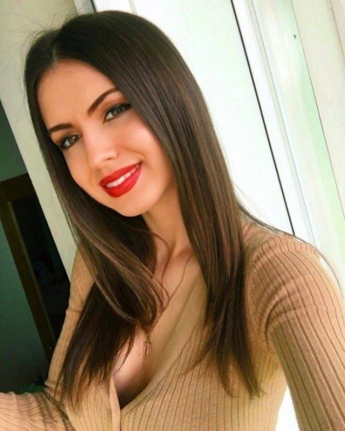 Nice Shade Of Lipstick