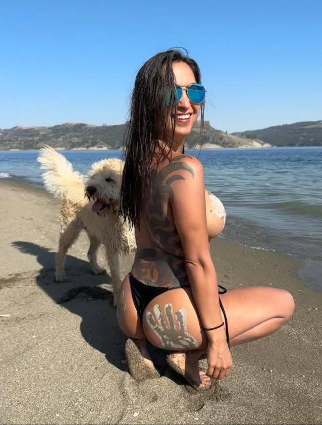 A Booty-full Collection Of Girls