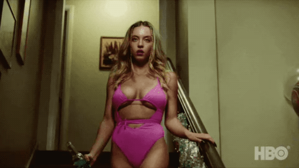 sydney sweeney shining bright 19 gifs 8.html - 1 HD GIF | Premium Gallery 2025