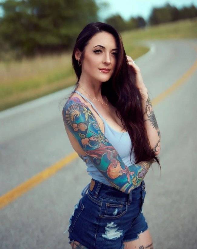 Tattooed And Sexy!