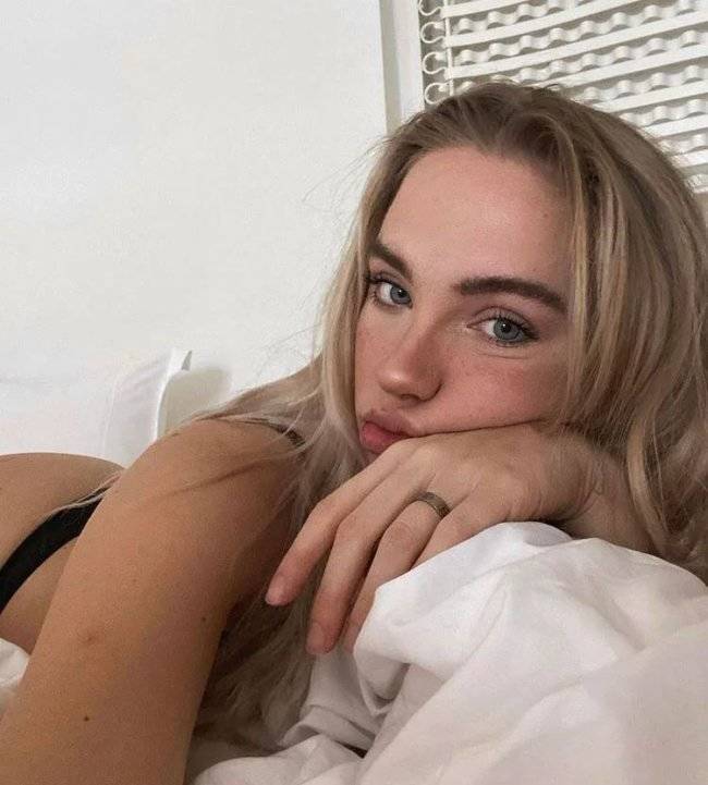 lifes better with bobs 48 pics 5.html - 48 HD Photos | Premium Gallery 2025