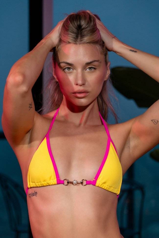 blondes coming in hot 52 pics 2.html - 52 HD Photos | Premium Gallery 2025