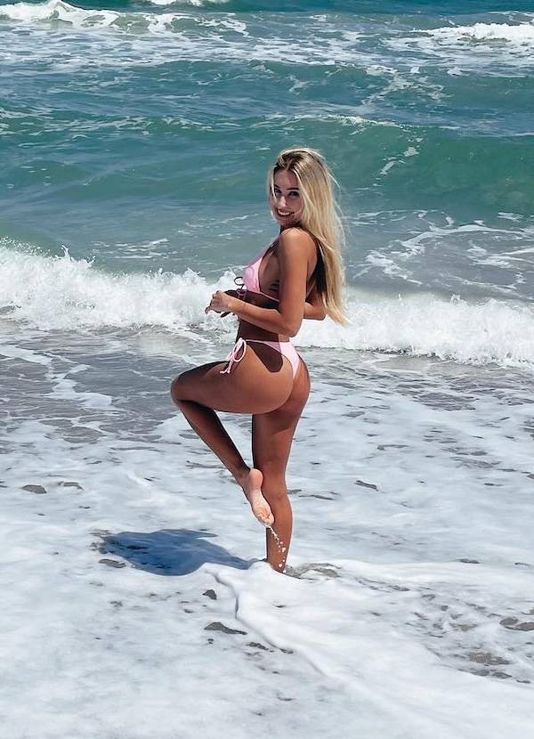 sexy girls in their sexy thongs 45 pics 5.html - 45 HD Photos | Premium Gallery 2025