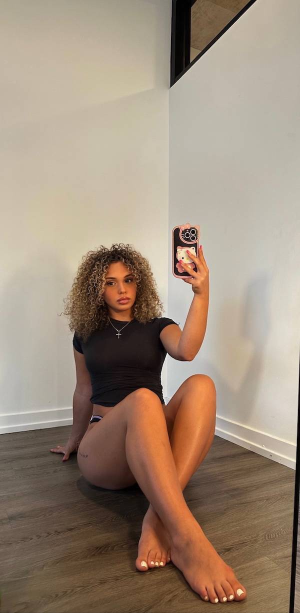 simply perfect 47 pics 2.html - 47 HD Photos | Premium Gallery 2025