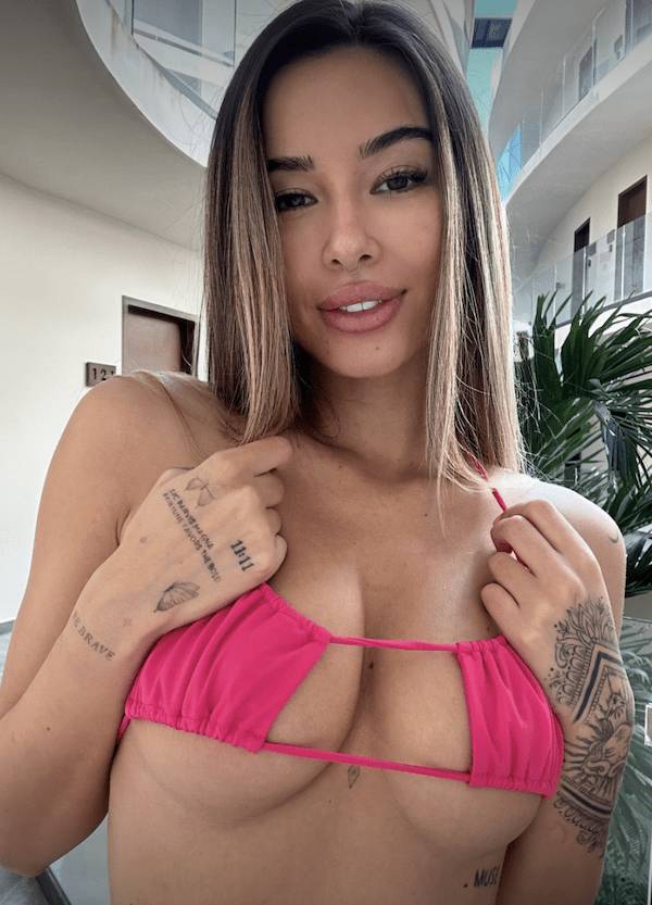 Boobs! Boobs For Everyone!