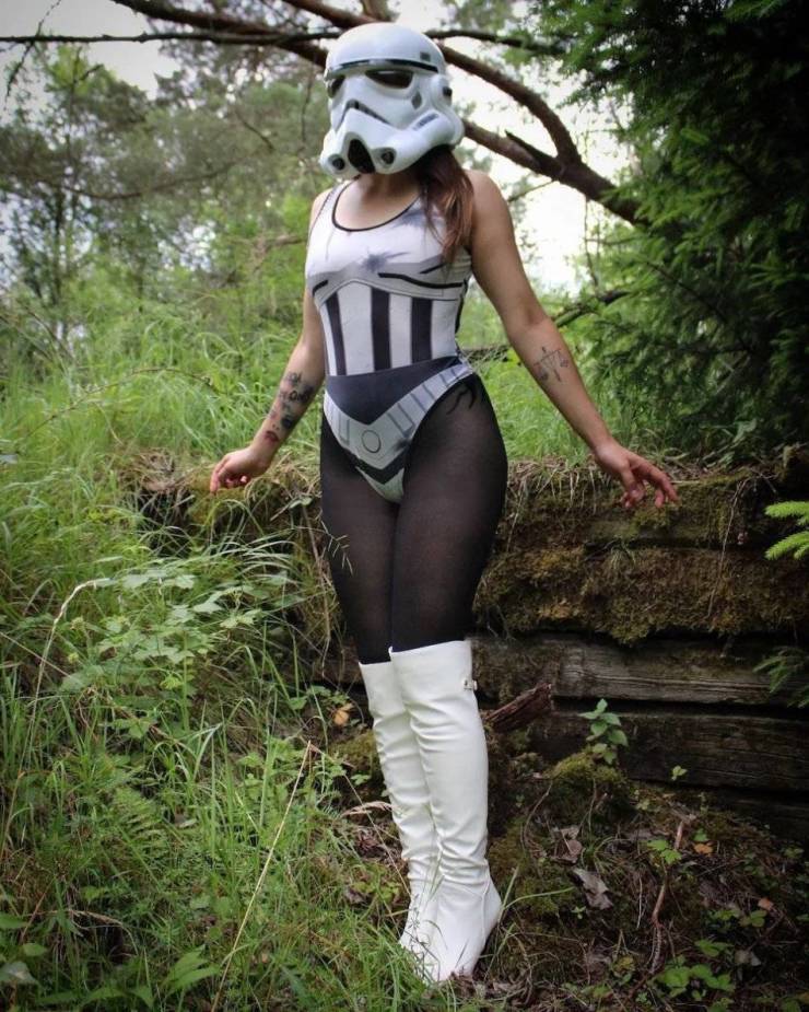 Cosplay? No, Sexy Cosplay!