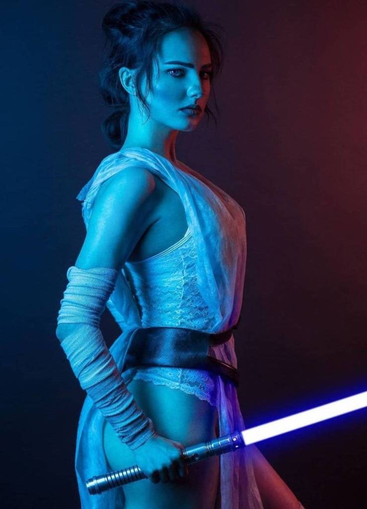 Cosplay? No, Sexy Cosplay!