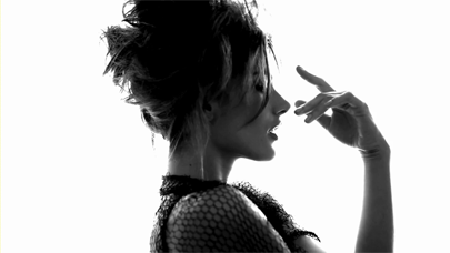 Alessandra Ambrosio: A Vision Of Timeless Glamour