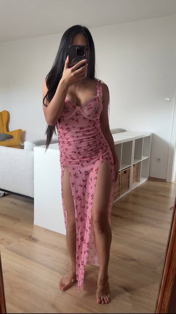 These Selfies Are Real Spicy!